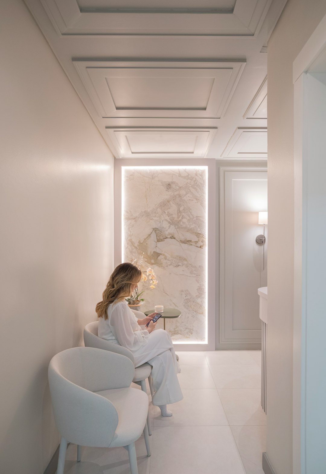 Clean, modern waiting area at VIBGYOR Skin Lab
